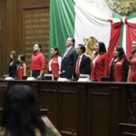 Adriana Campos y Memo Valencia ponen en marcha el Parlamento Juvenil Revolucionario 2026